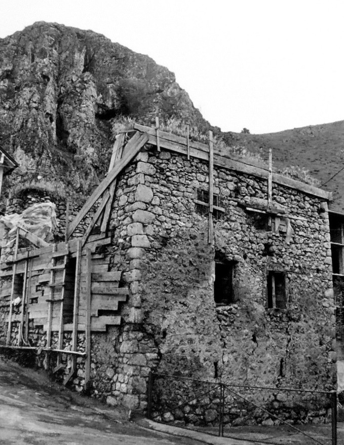 Zidine oronule Ganića kule u Rožajama